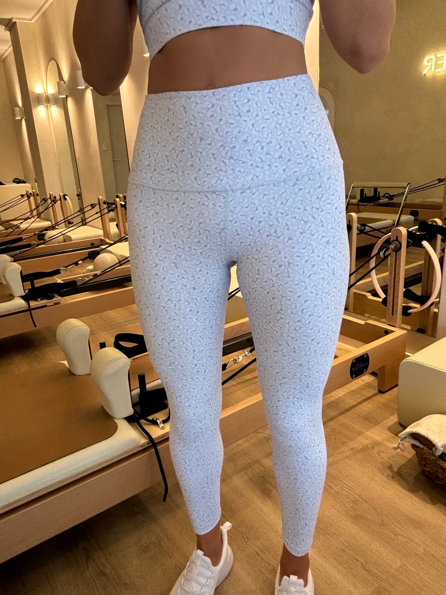 Snow Leopard Long Legging